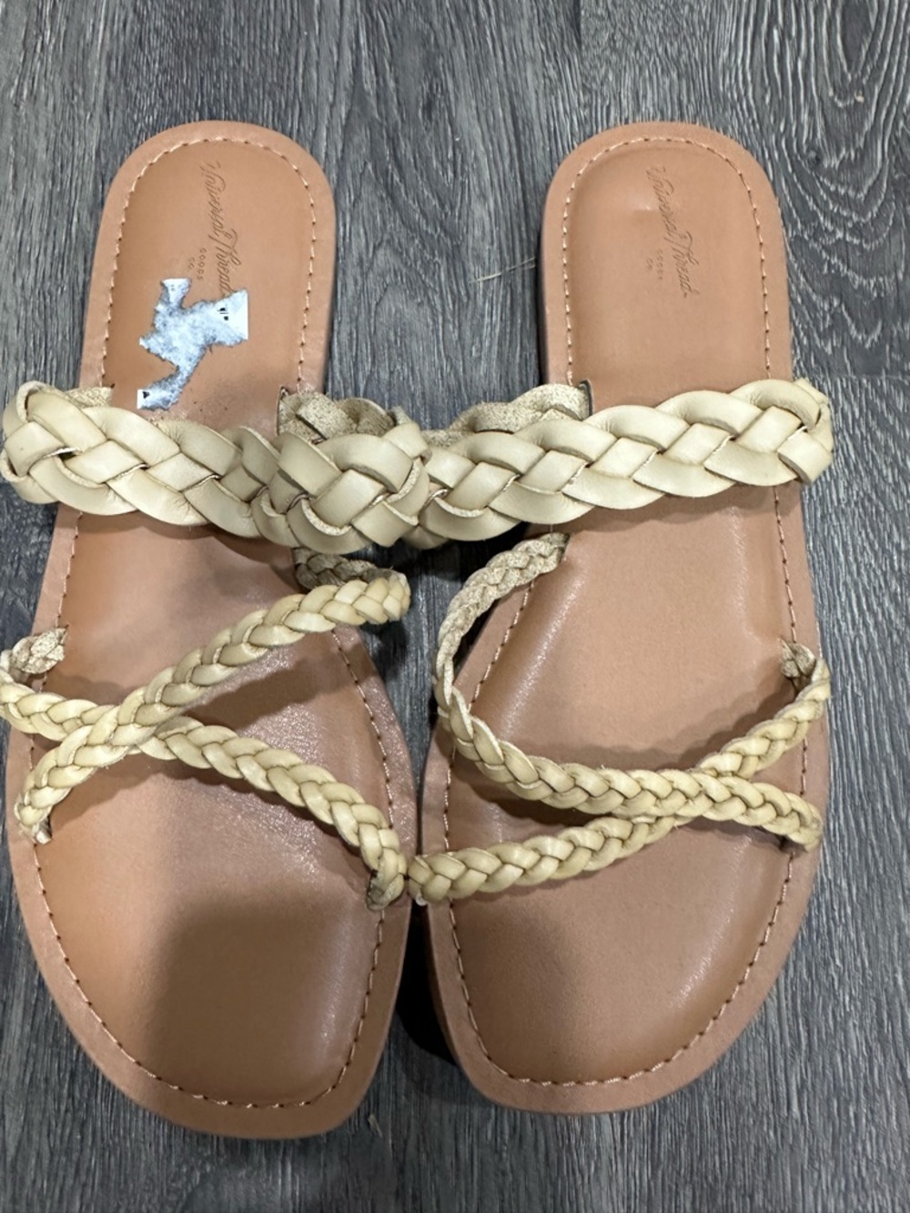 Universal Thread Beige Braided Sandals Size 7.5 - Picture 2 of 6